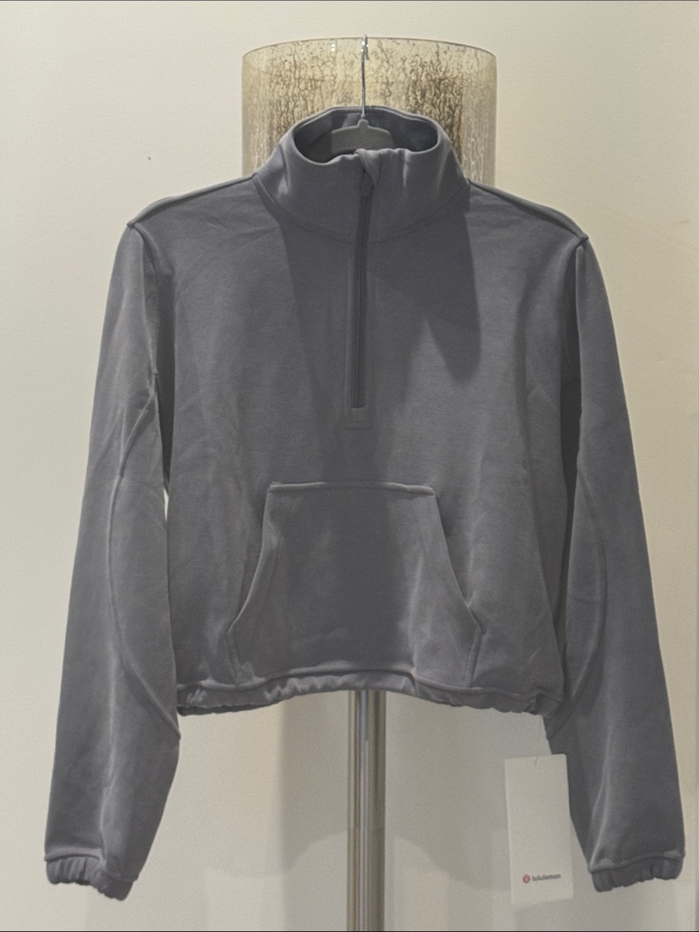 lululemon light gray cropped pullover with tag